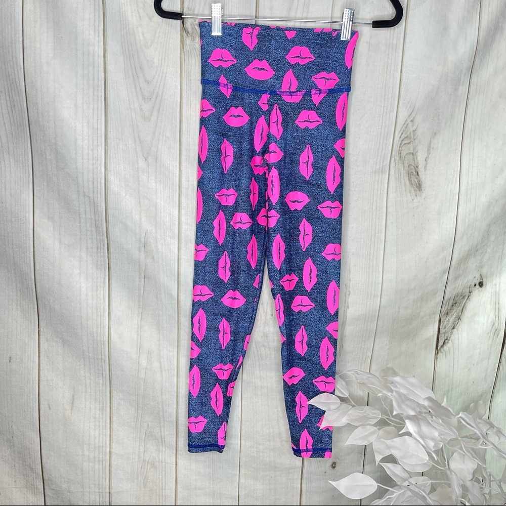 Brazil 🇧🇷 Pants Kiss 💋 Leggings